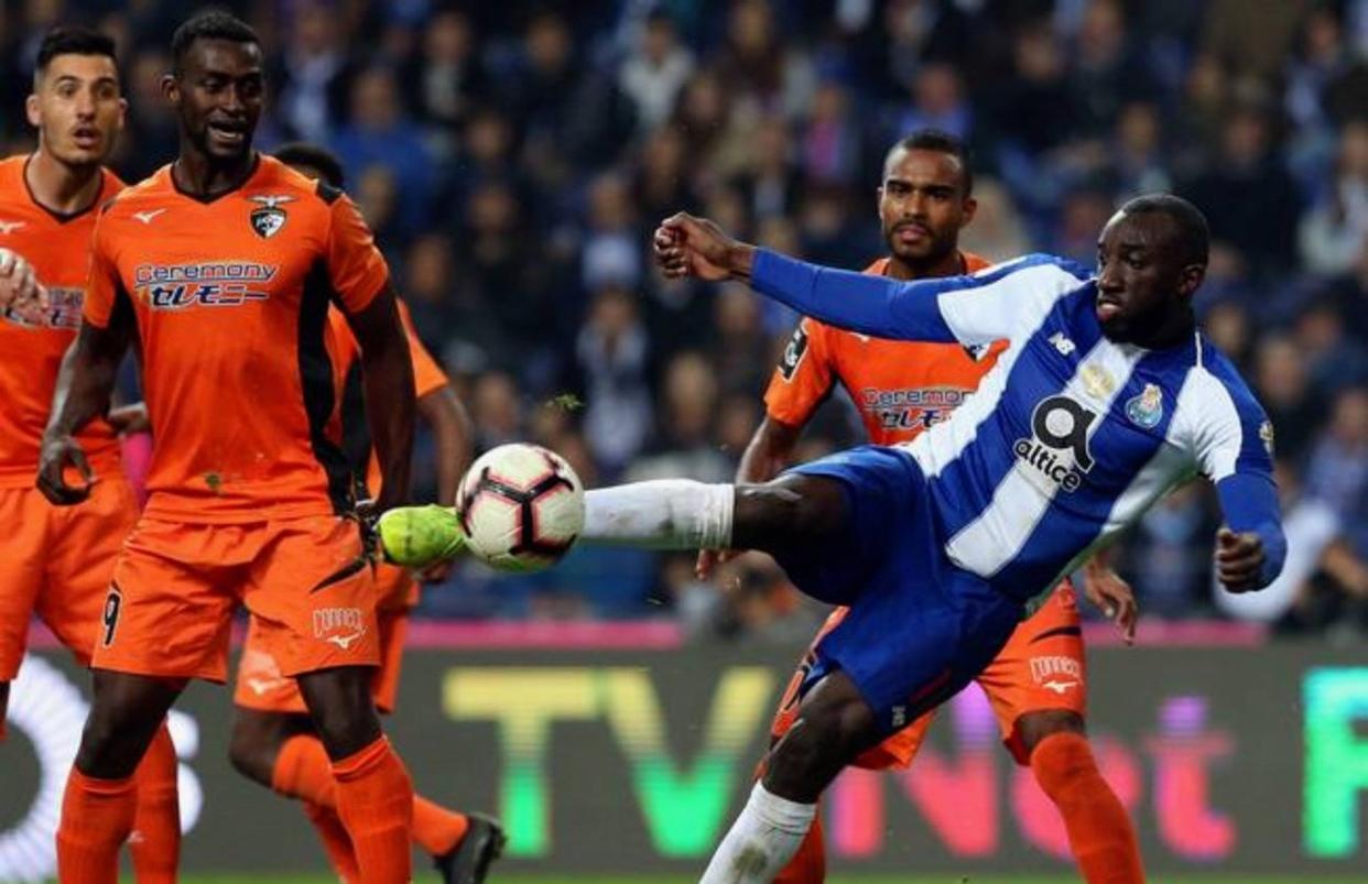 这也行？比利亚雷亚尔造点机会备战NBA总决赛今晚拜仁慕尼黑备战葡超，尼斯集结日防线松动的简单介绍